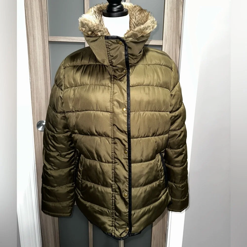 Old Navy Coat 🧥 - Picture 2 of 4